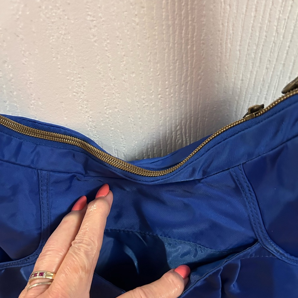 Travelon Royal Blue Crossbody Bag - Picture 6 of 9